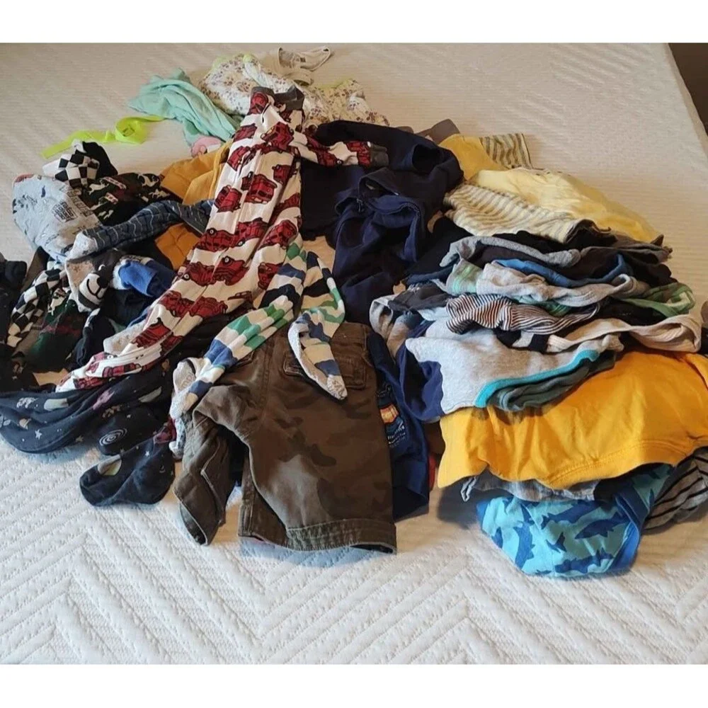 Huge 43pcs of 12-18m baby infant toddler Clothing Lot bundle assorted